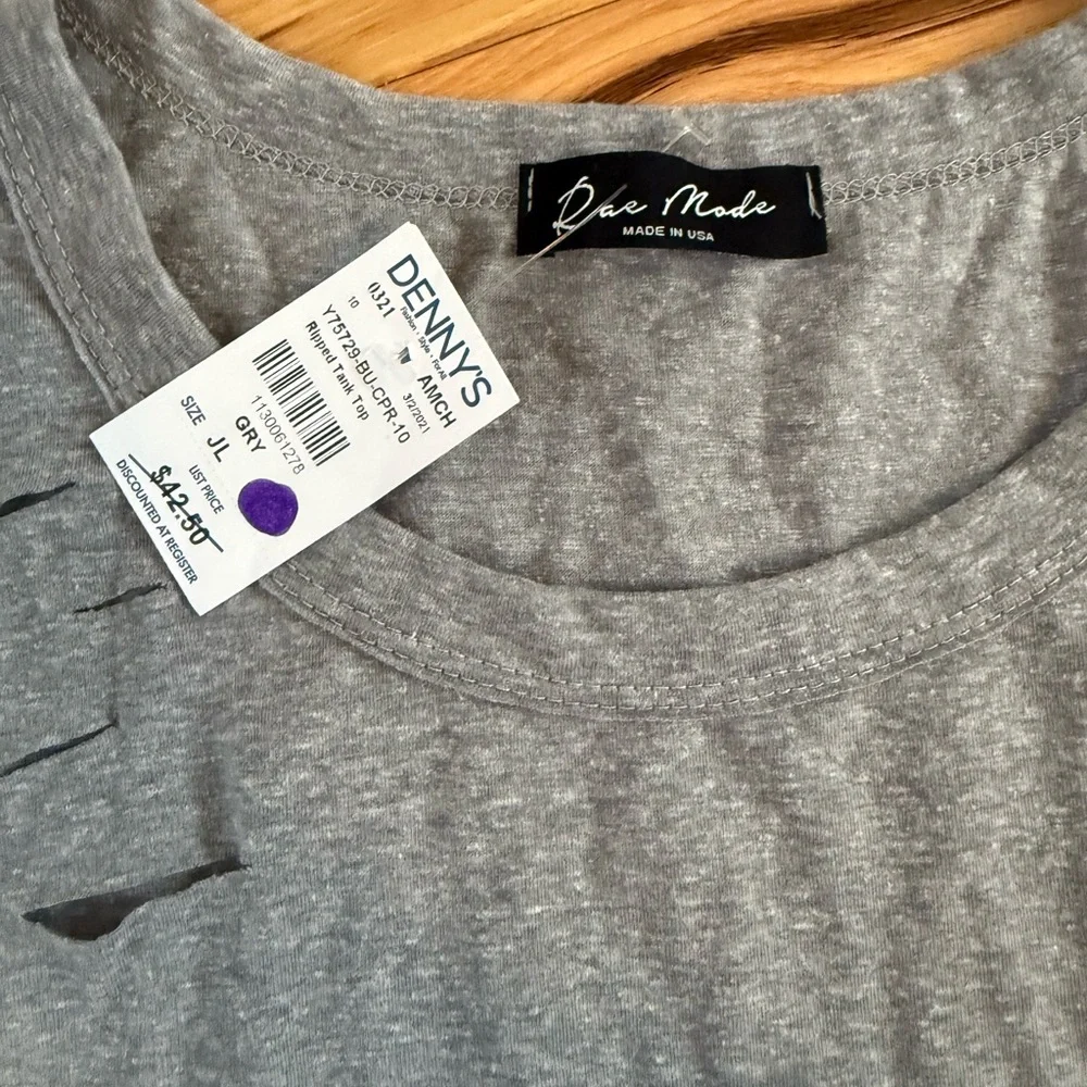 Gray Ripped Tank - Picture 2 of 3